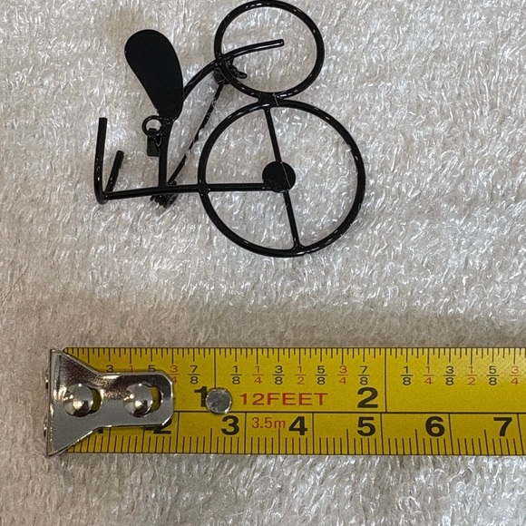 Black Metal Steampunk Bicycle Unisex Brooch Pin - Picture 7 of 8